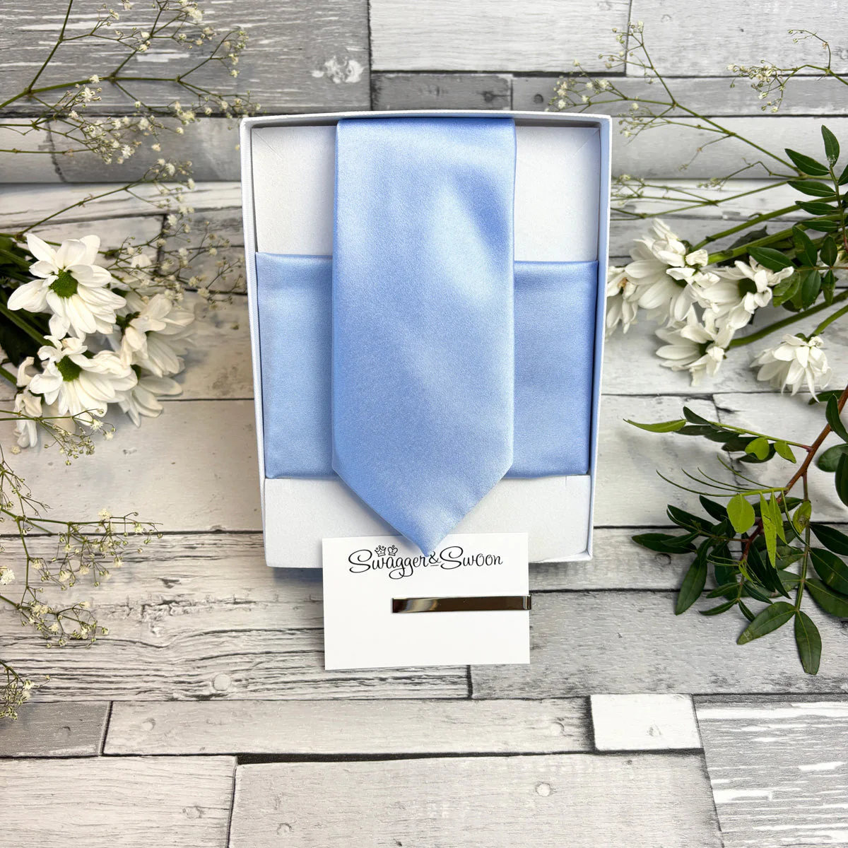 Blue Daisy Wedding Tie - Image 3