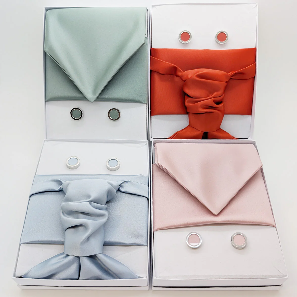 Midnight Wedding Cravat - Image 2