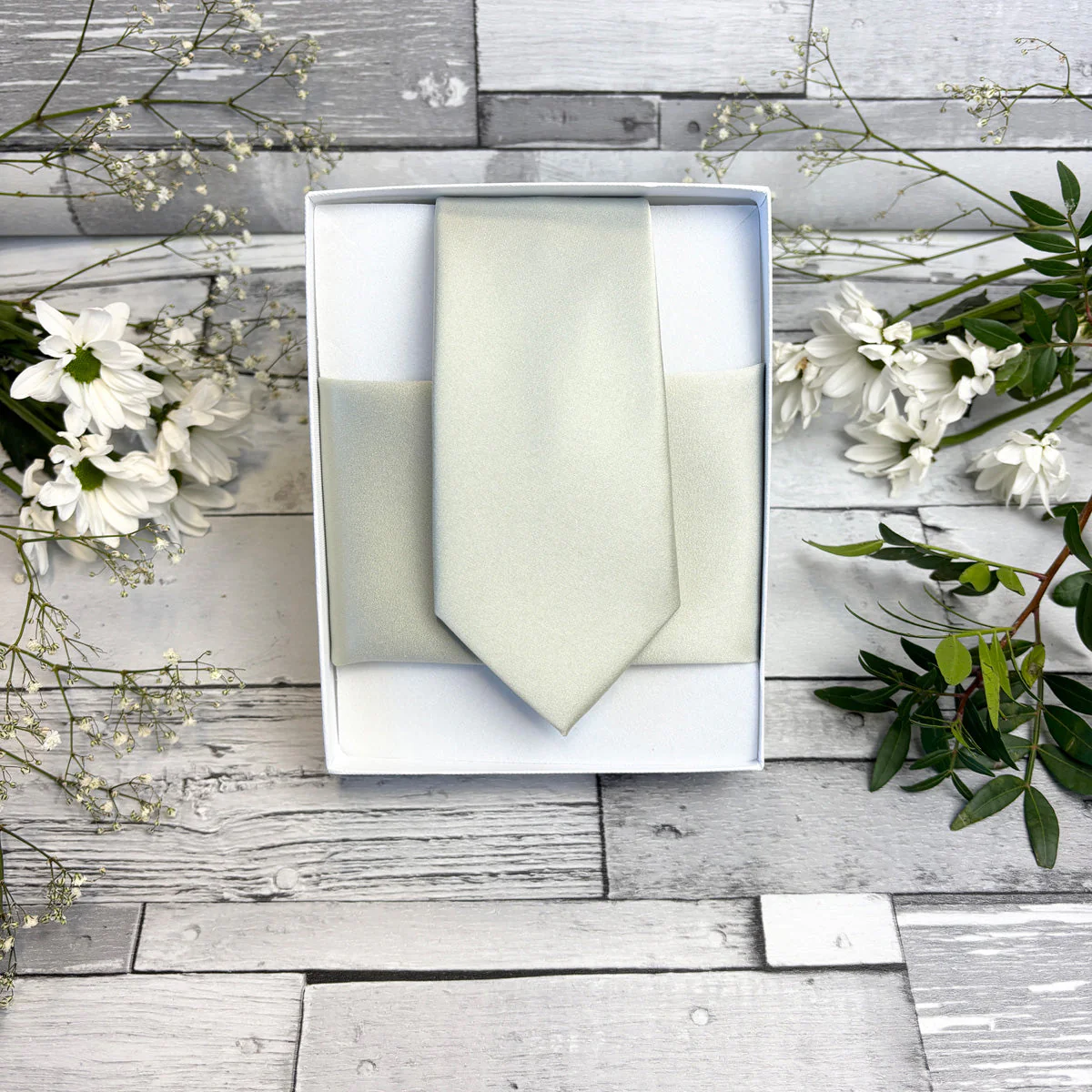 Silver Birch Pocket Square - Image 4